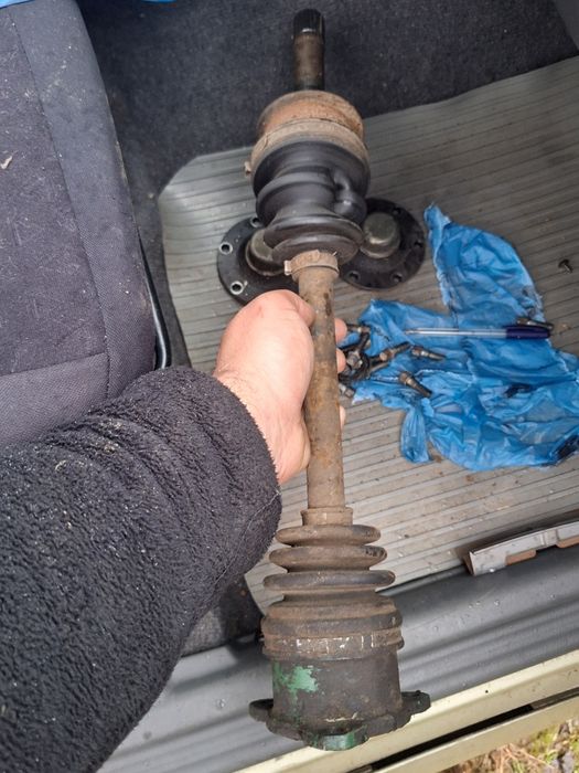 Vând planetara  stanga Grand vitara