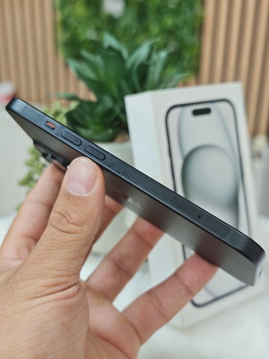 iPhone 15 128 GB
