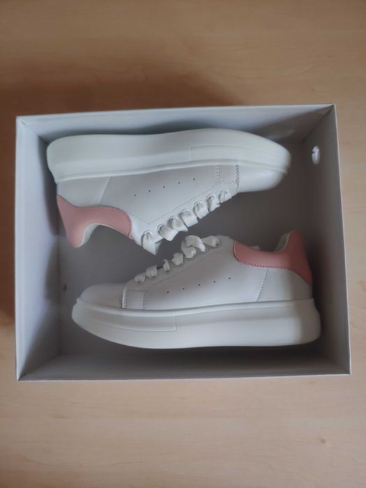 Женские кеды Alexander McQueen