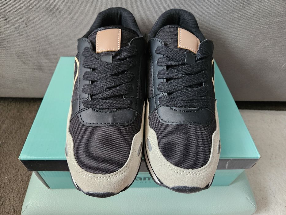 Adidasi negri femei noi