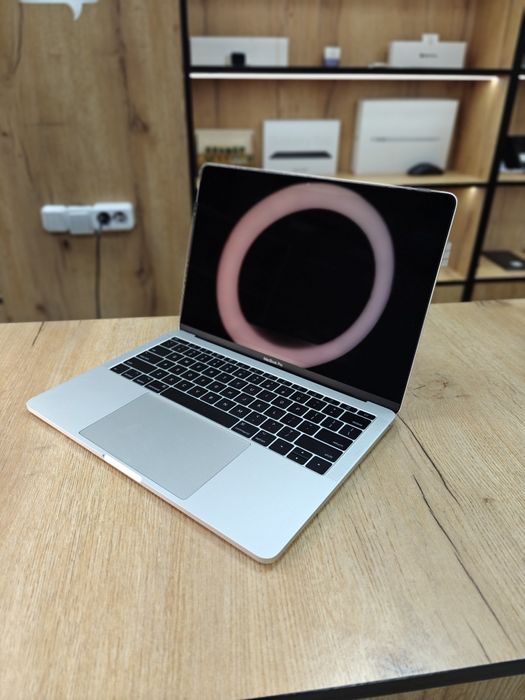 Apple MacBook Pro 13 | Core i5 | 8Gb ОЗУ | 128Gb SSD
