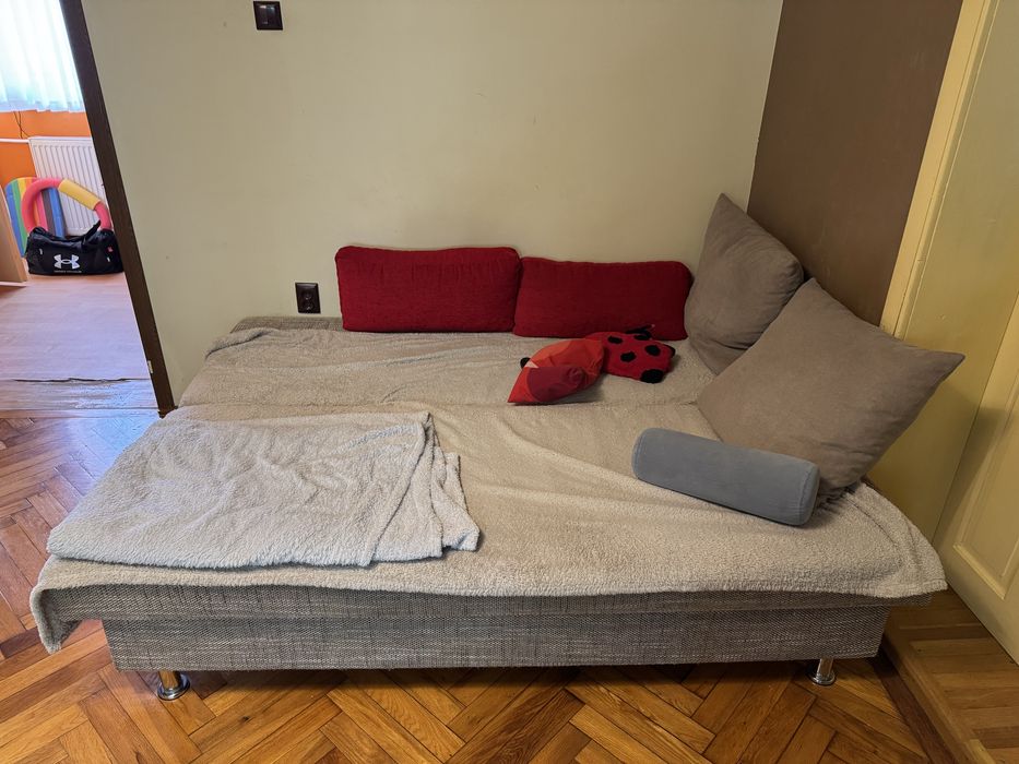 Vand canapea extensibila