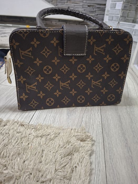 Geanta Louis Vuitton