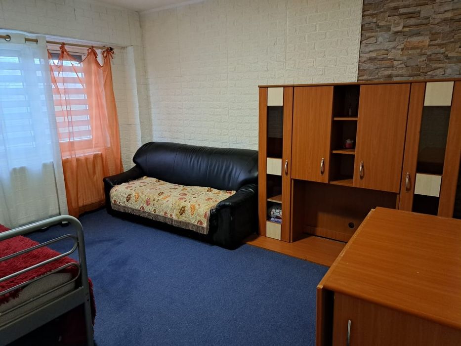 Vand apartament 1 camera parter