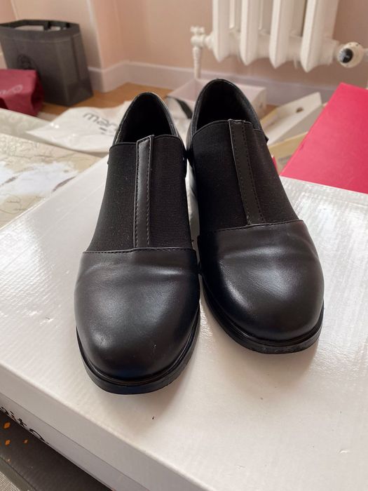 Продам женскую обувь