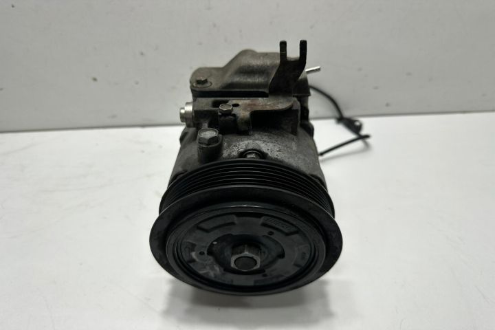 Compresor AC 6q0820803k Volkswagen VW Polo a 4-a generatie 9N (faceli