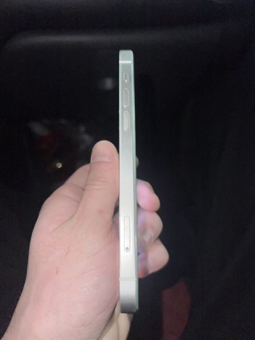 iphone 12 продается