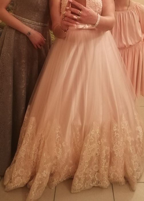 Эксклюзивное вечернее платье