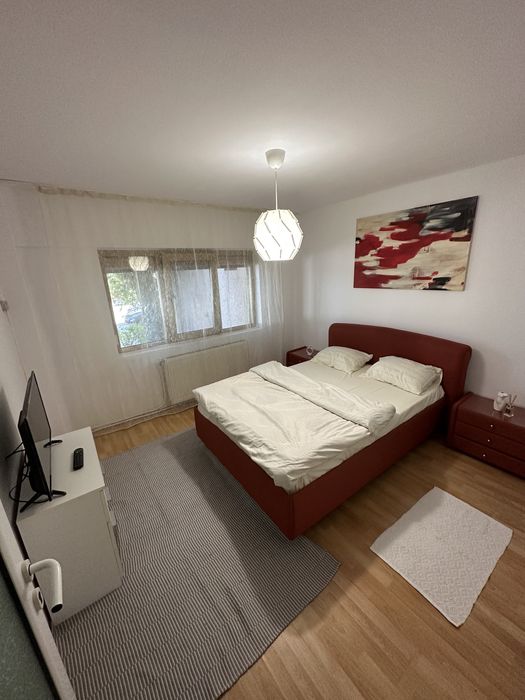 Regim Hotelier Satu Mare apartament cu 2 camere+living, 2 băi,3paturi.