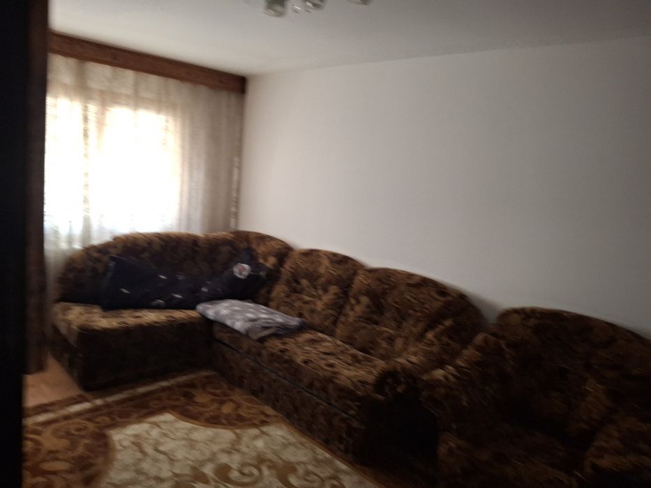 Vind sau schimb  apartament 2 camere  decomandat  cu centrala  propie