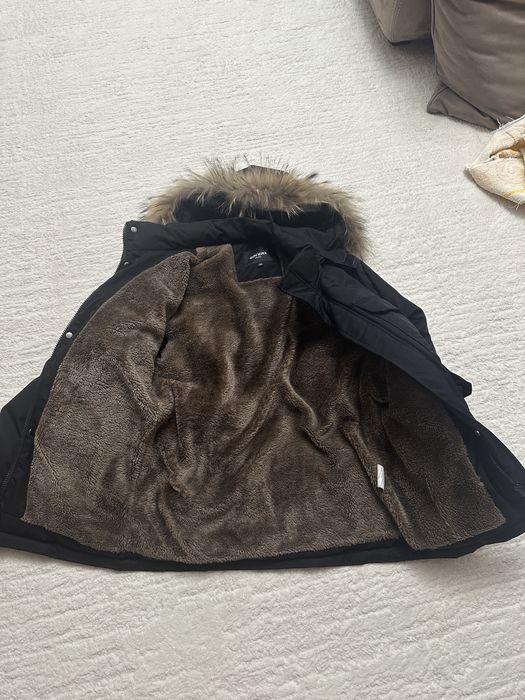 Продам зимнюю куртку для мальчика