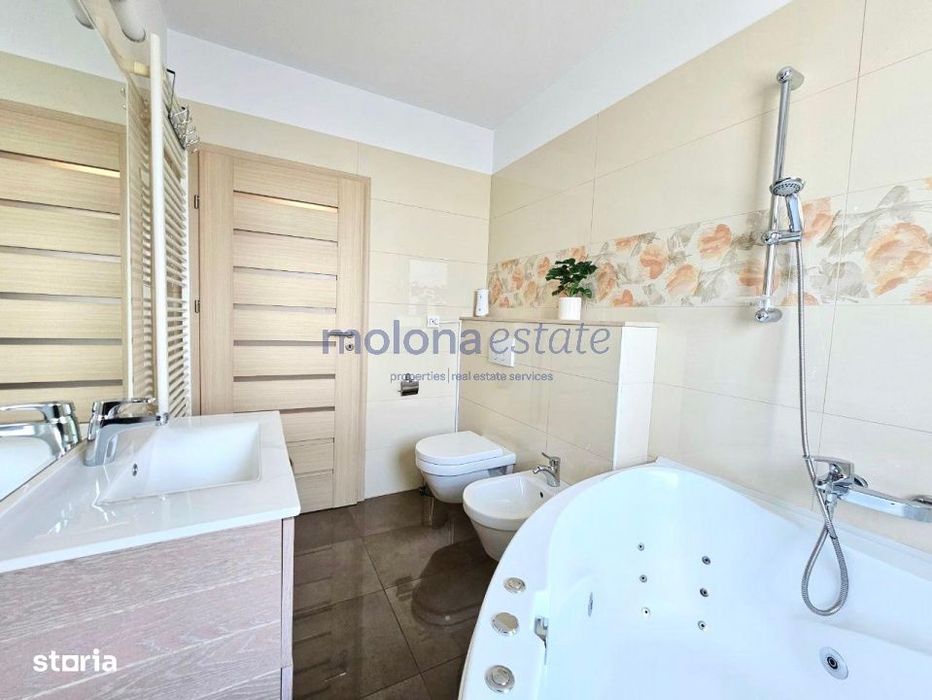 Apartament cu 4 camere, 105 mp si terasa cu garaj pe Observatorului!