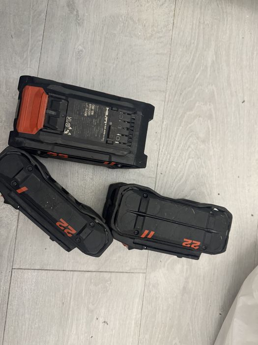 Baterii acumulatori Hilti Nuron  (4Ah , 8Ah, 12Ah)
