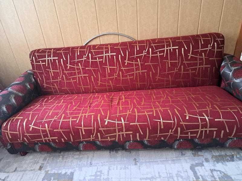 Продается диван б/у