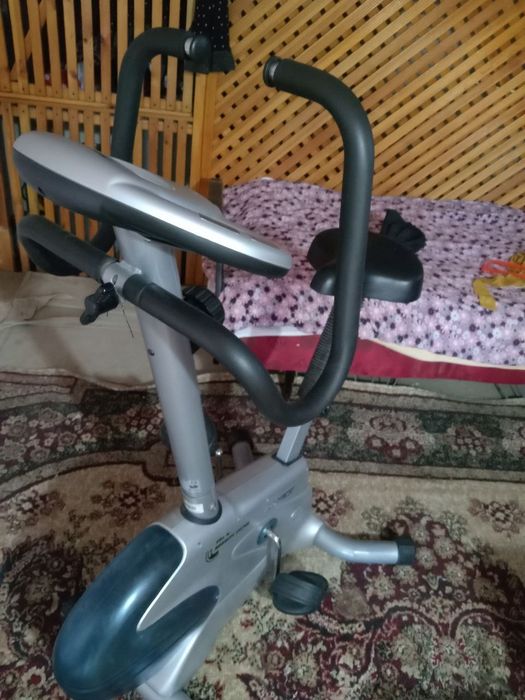 Велотренажёр почти новый