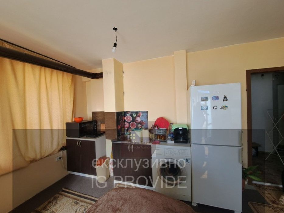 Продава се Двустаен апартамент в Айтос - 59 кв.м за 1145 €/кв.м - Снимка #16