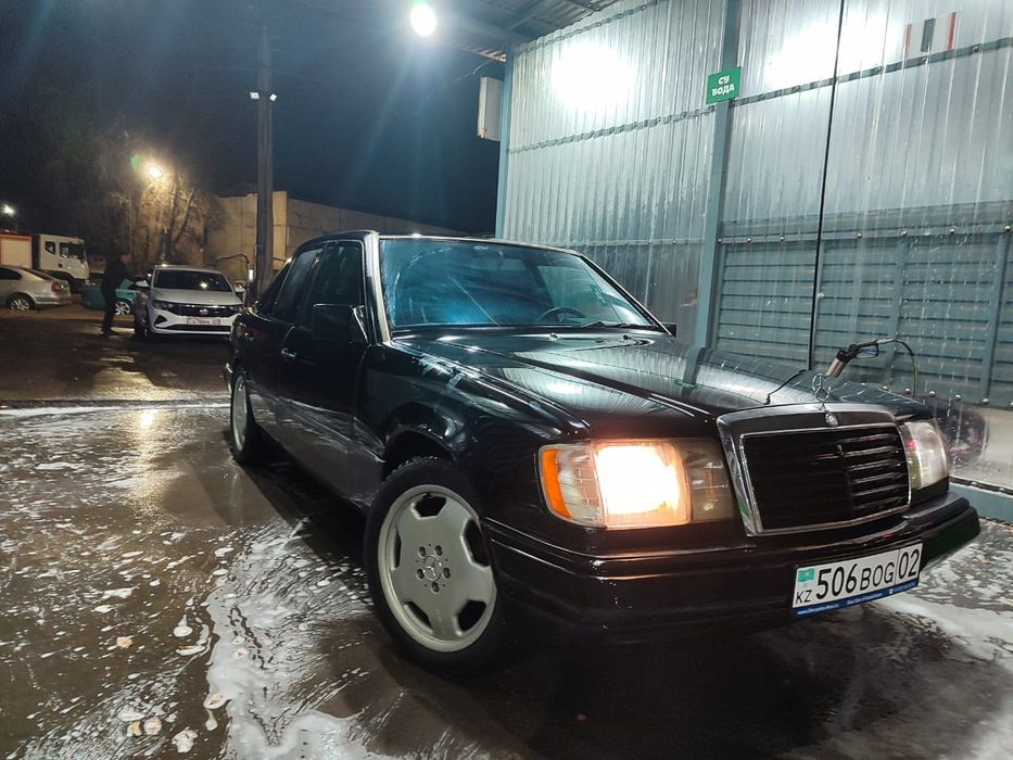 Продам Mersedes  W124 3.2