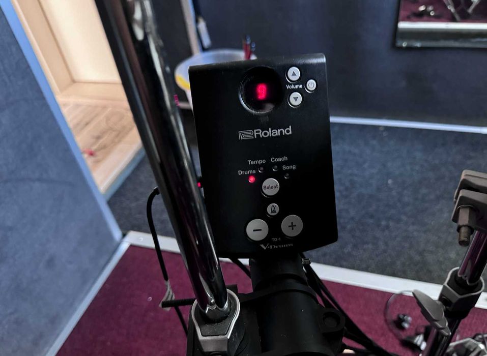 Комплект барабани, електронни, акустични, хибридни, DIY