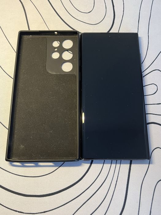 Samsung S22 Ultra 12/256