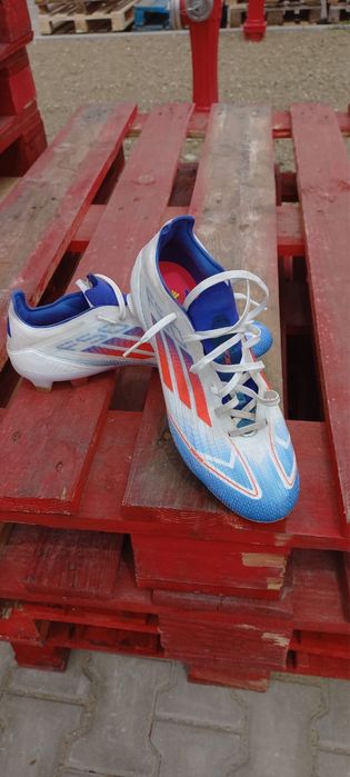Ghete de fotbal Adidas F50