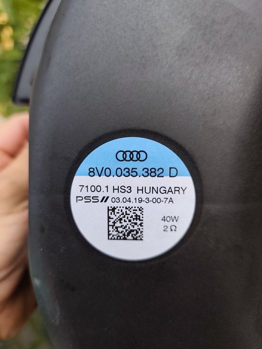 Subwoofer original Audi Q2 / A3 8V
Subwoofer original Audi Q2 / A3 8V – 8V003538
Subwoofer original Audi Q2 / A3 8V – 8V0035382D – 40W 2Ω