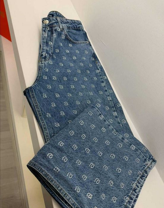 Топ модели дамски дънки.