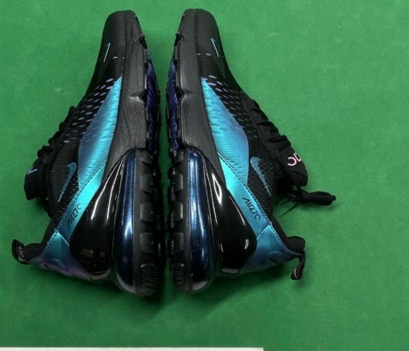 Vand Nike 270 noi cu eticheta