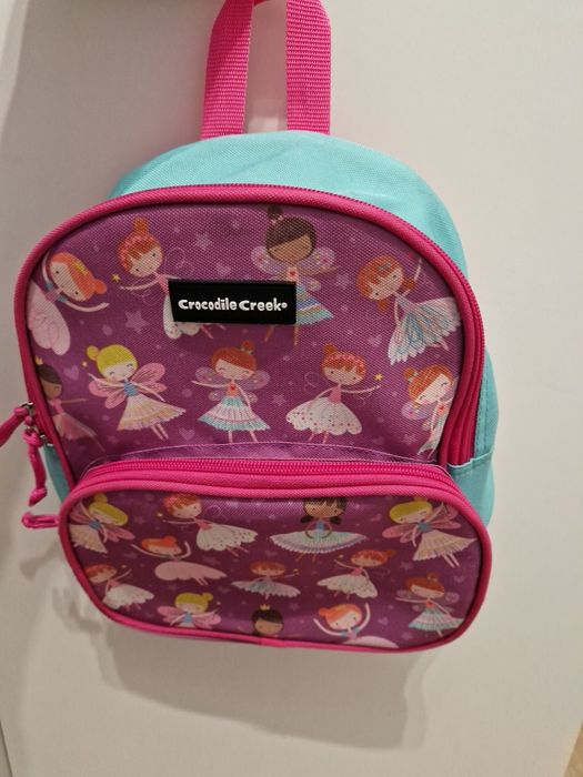 Бебешки и детски дрехи и принадлежности