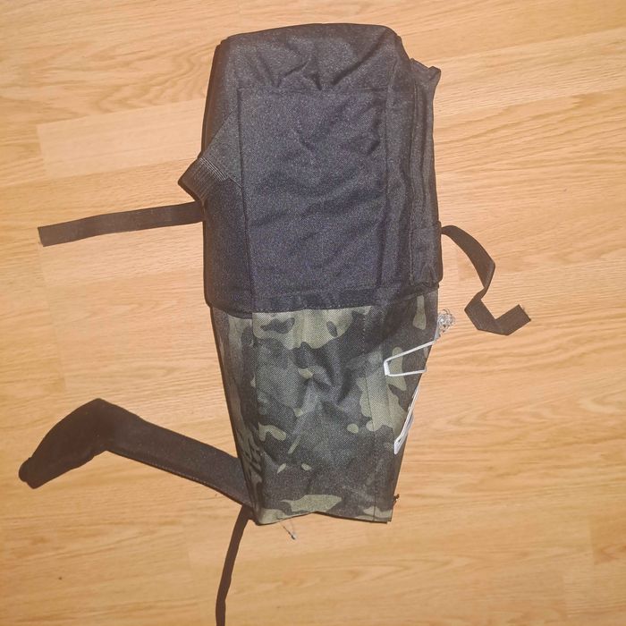Ghiozdan North Face Camo