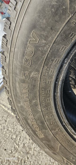 Продам зимние резину р17