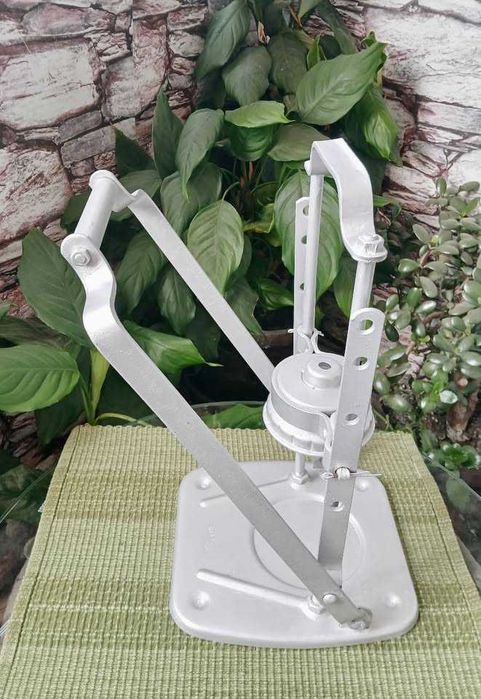 Лостови затварачки за буркани