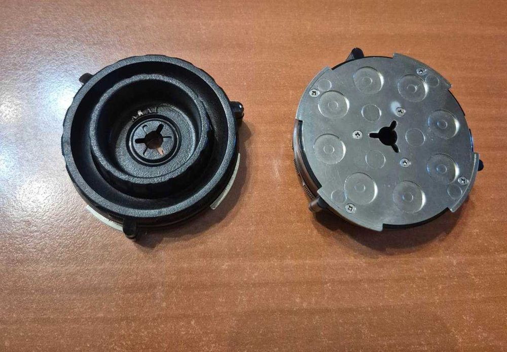 Vand Naburi ORIGINALE magnetofon AKAI si TEAC impecabile.