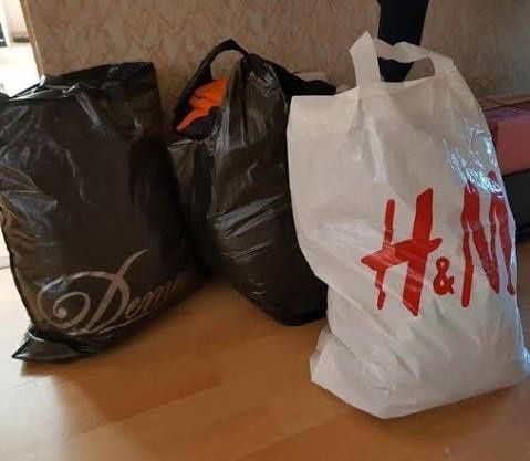 Много женских вещей