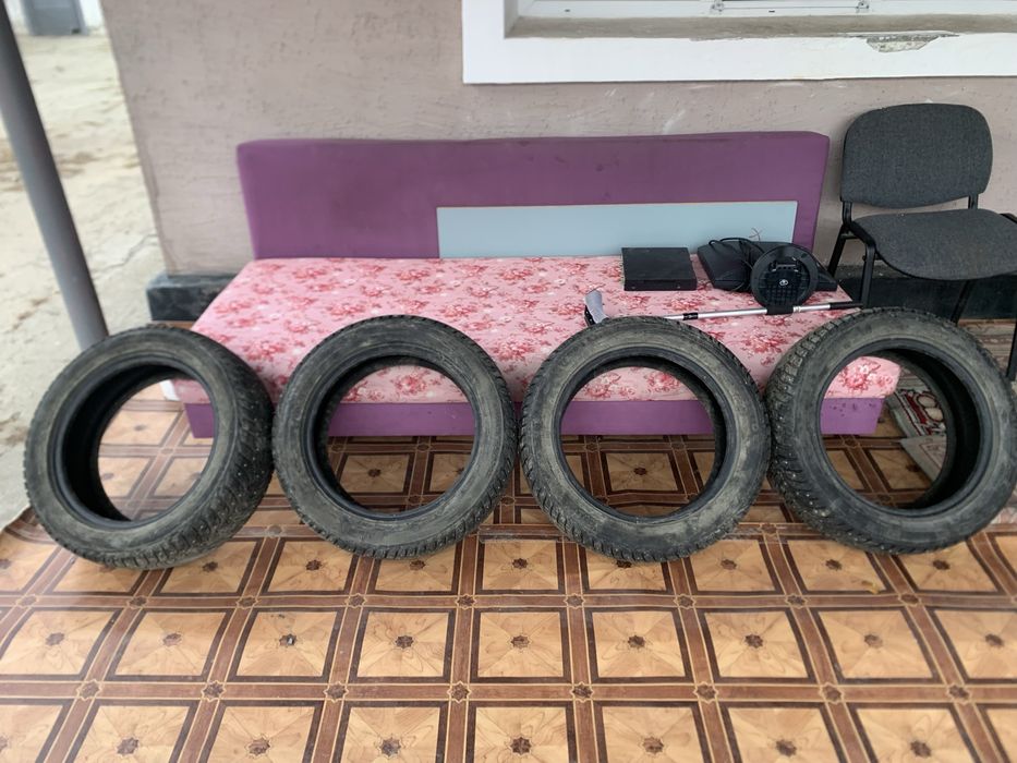 Шипы шины продам отличное качество
