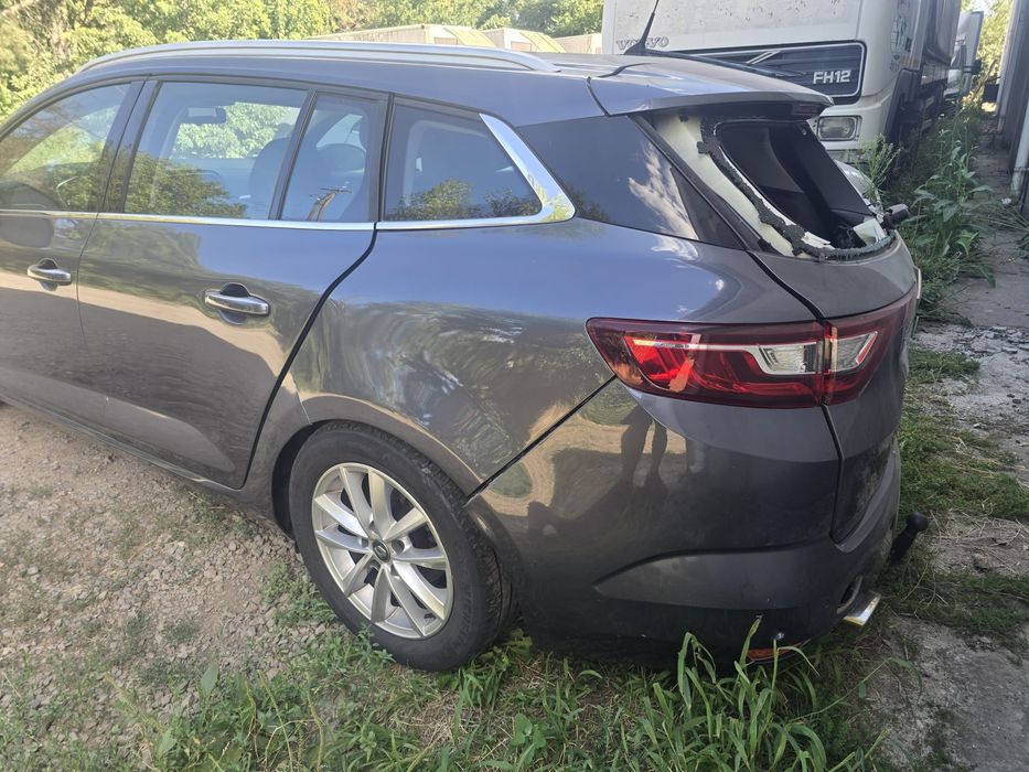 Renault Megane 1.5 Diesel AVARIAT Volan Stânga