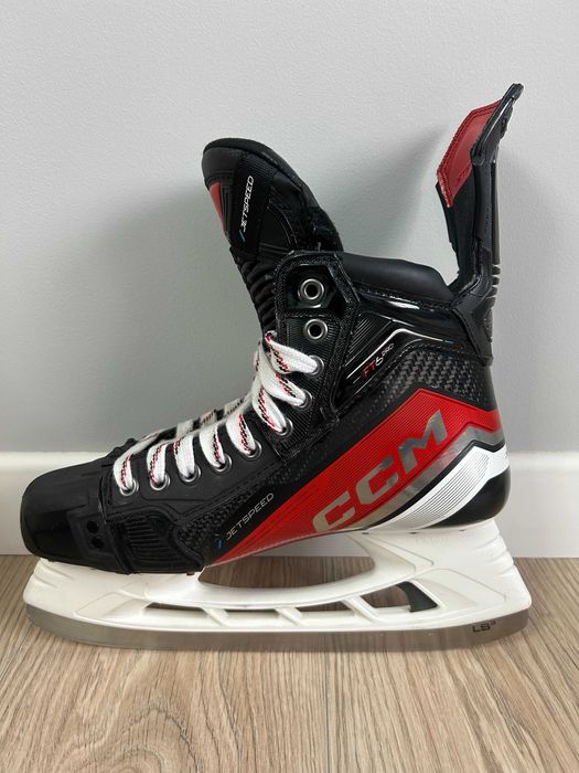 Продам коньки CCM JETSPEED FT6 PRO