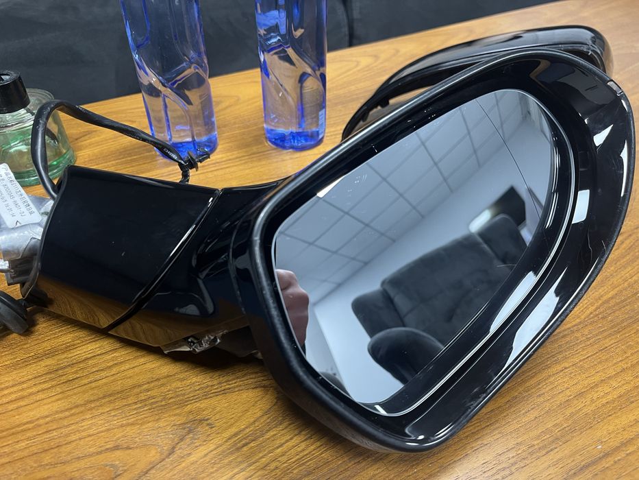 Продам левое зеркало хончи