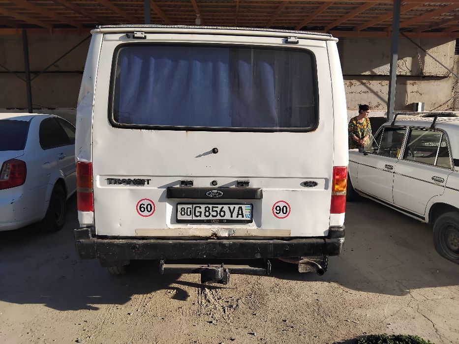 Ford tranzit sotiladi