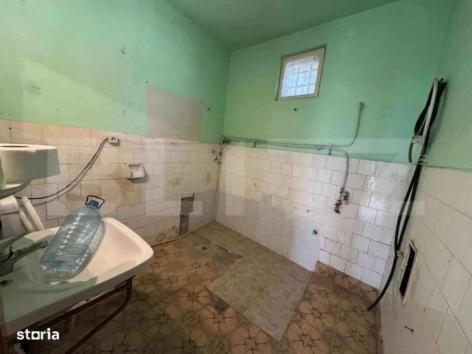 Casa de vanzare, 98 mp, zona Centrala