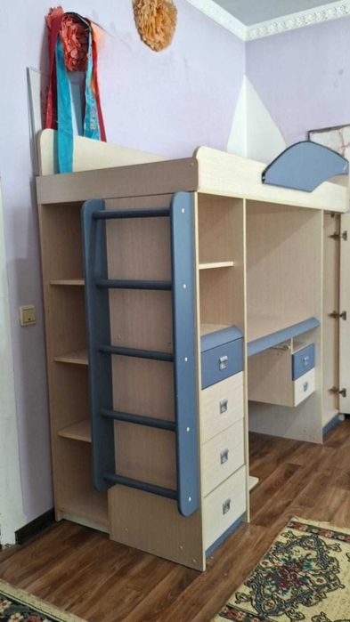 Срочно продам детский уголок