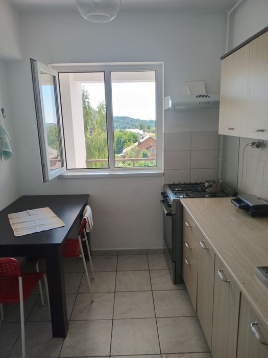 Apartament pentru inchiriat sau garsoniera