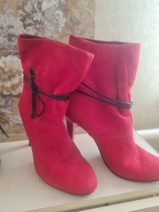 Женская обувь б/у