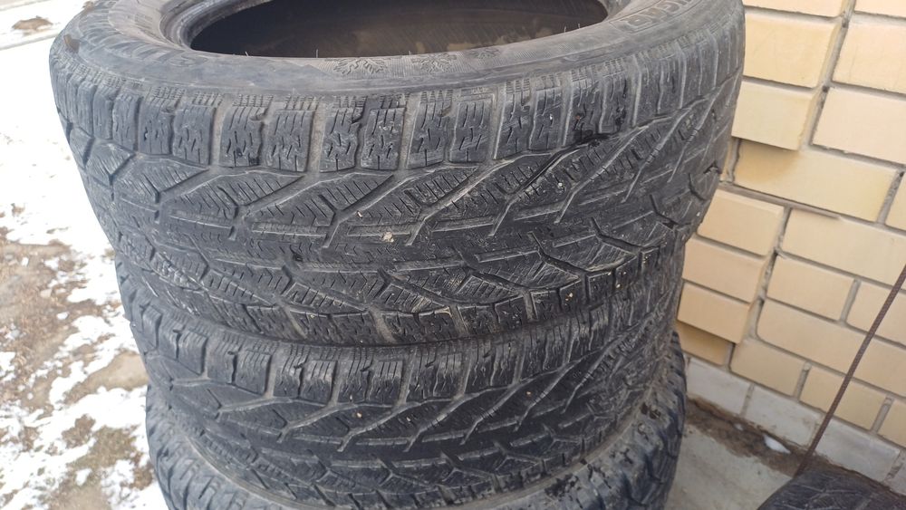 Шины зимние липучка TIGER