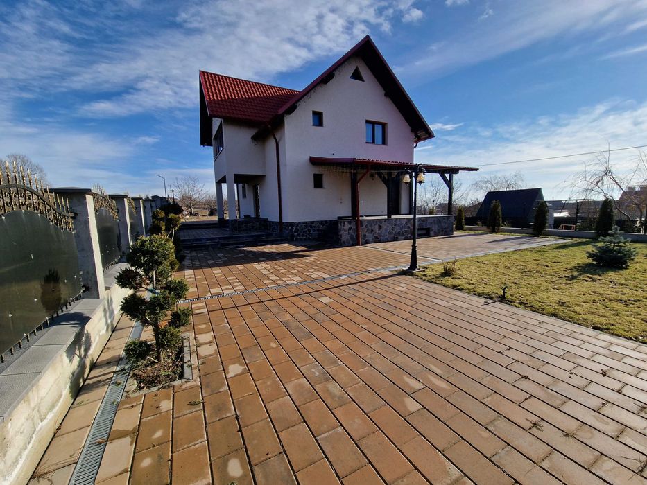Casa Suceava, Strada Aeroportului, Salcea ,Plopeni