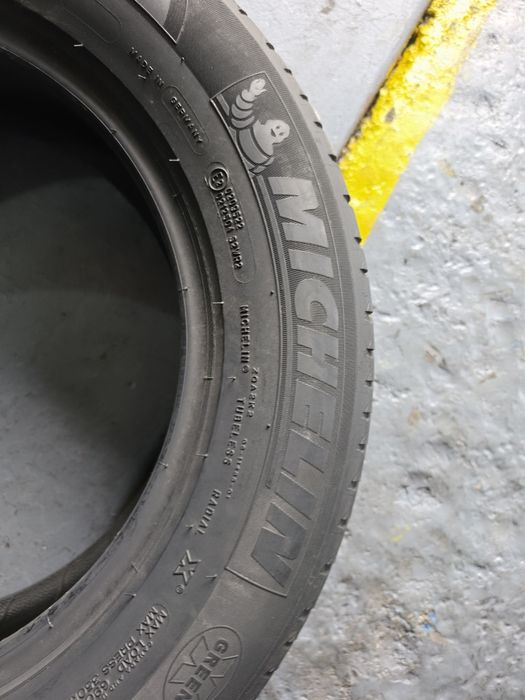 215 60 16 vara michelin