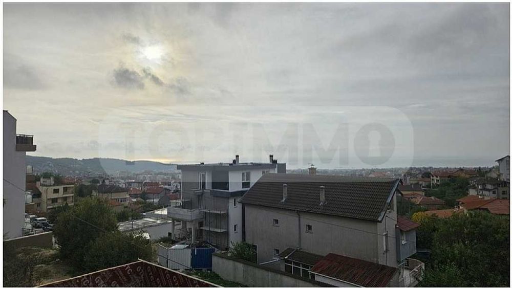 Продава се Двустаен апартамент в Варна, Виница - 70 кв.м за 942 €/кв.м - Снимка #2