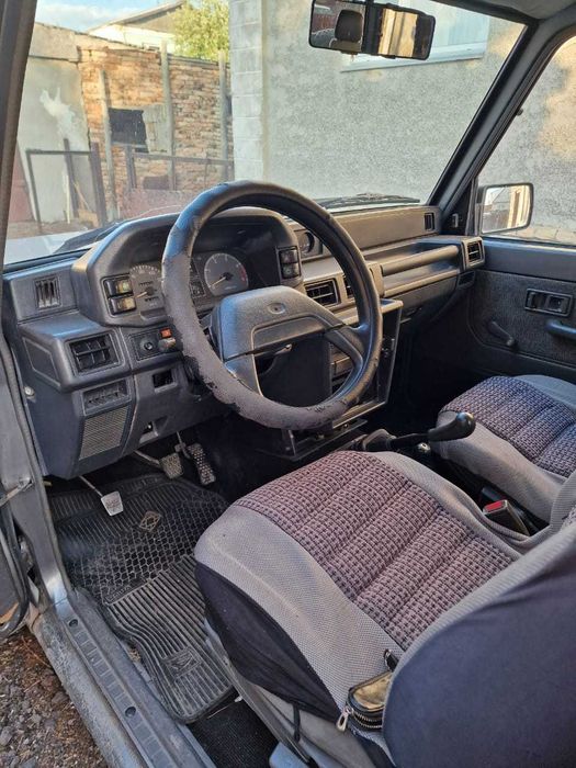 внедорожник Daihatsu Rocky