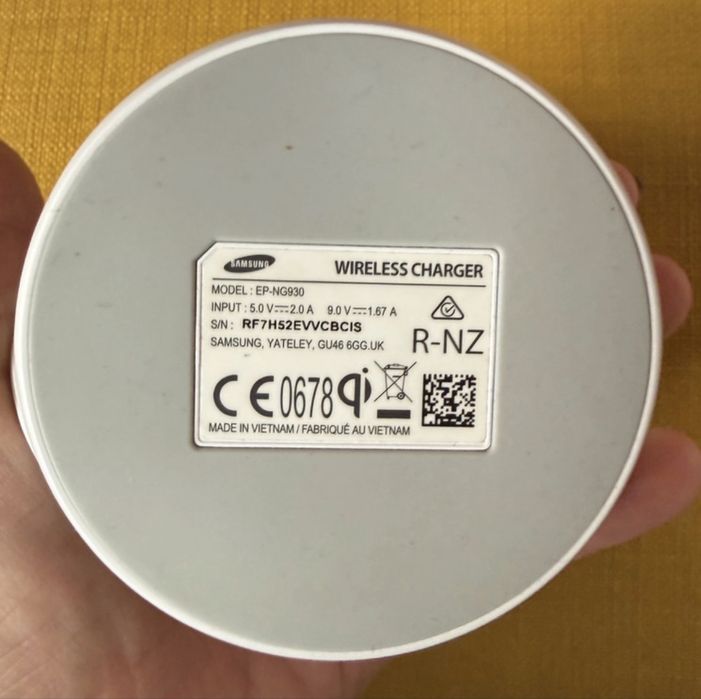 Încărcător Wireless Samsung Fast Charge Stand (EP-NG930)