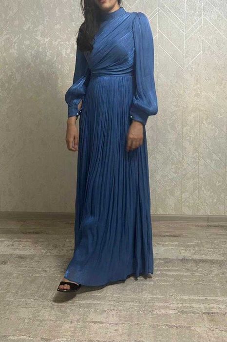 Прокат вечерних платьев современные и красивые