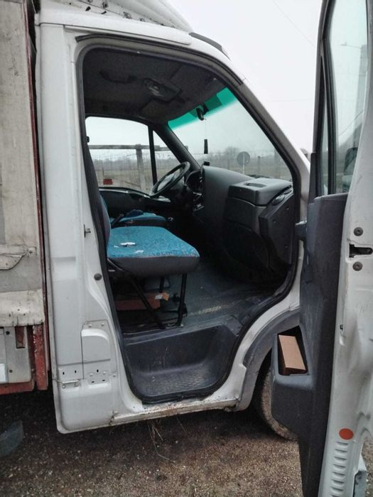 Vând Iveco daily